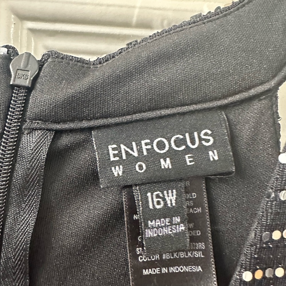 Long evening dress sleeveless